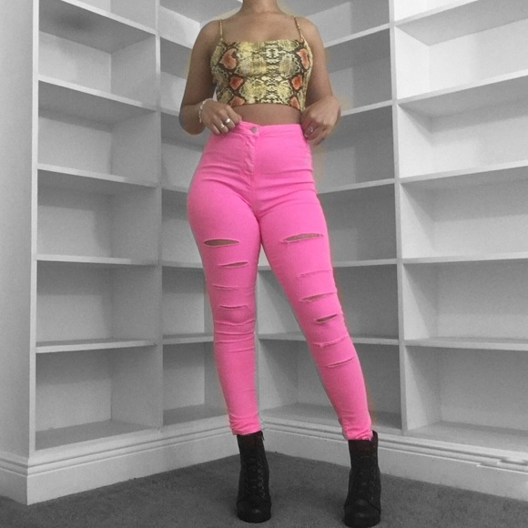 🌸 LAST ONE Neon Barbie Jeans - Picture 5 of 8